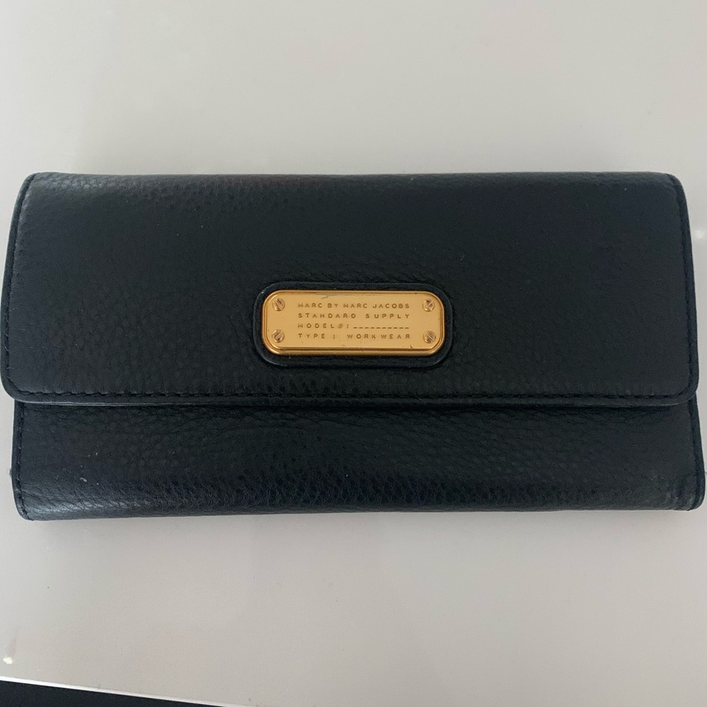 Marc Jacobs wallet